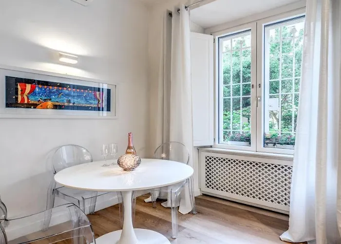 Apartamento Deluxe One Bedroom Apartment, Perfect Location, Air Cond *